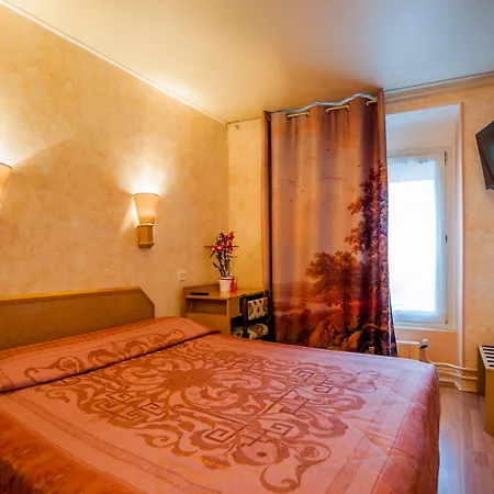 Hotel Leonard De Vinci 75011