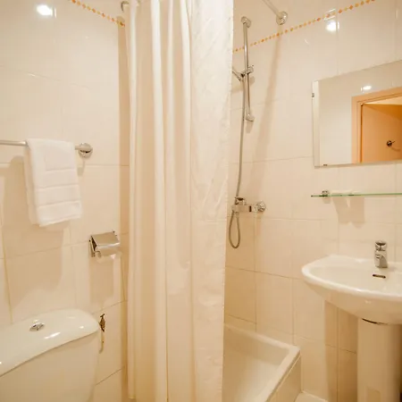 Leonard De Vinci 75011 Parigi