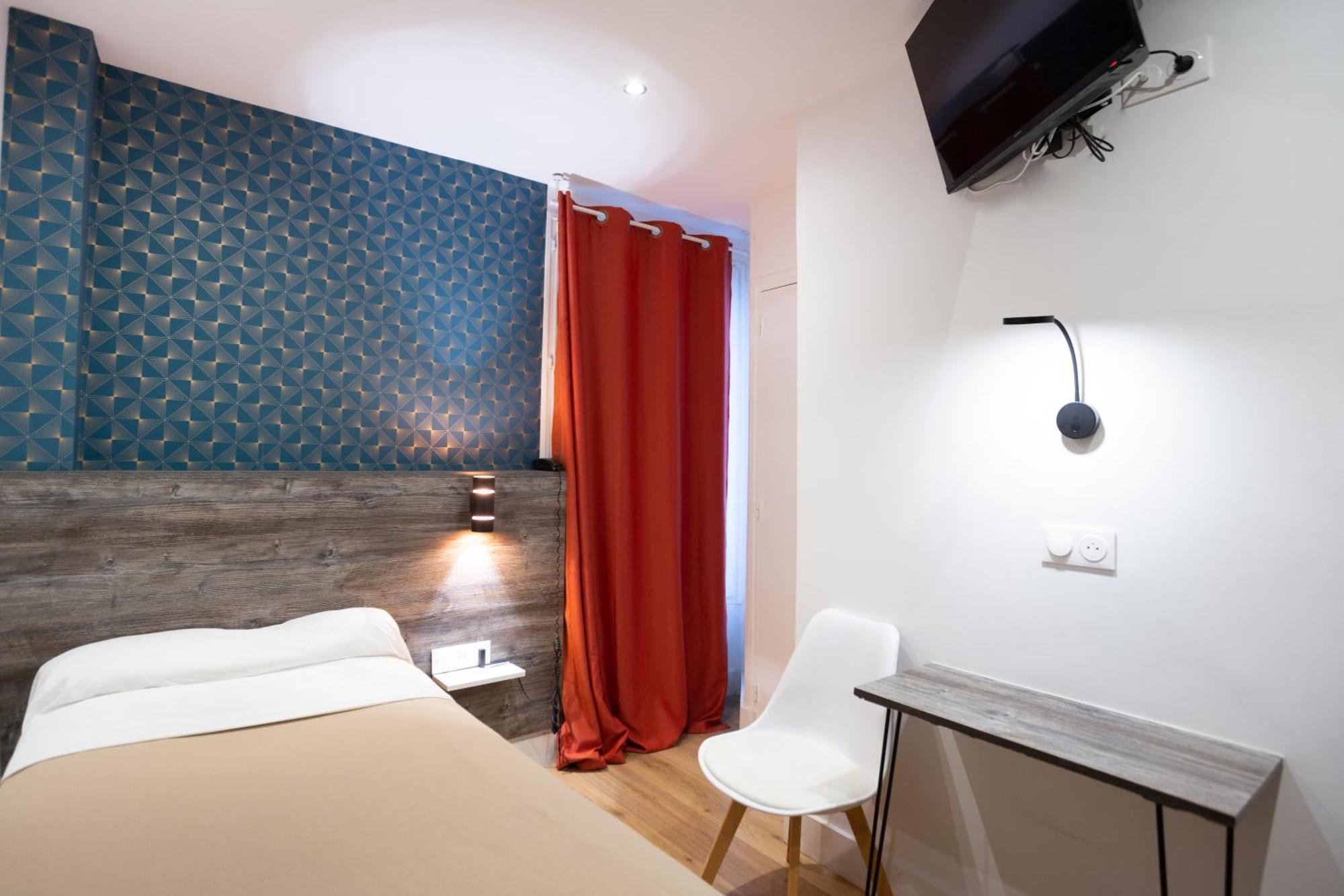 Leonard De Vinci 75011 Hotel