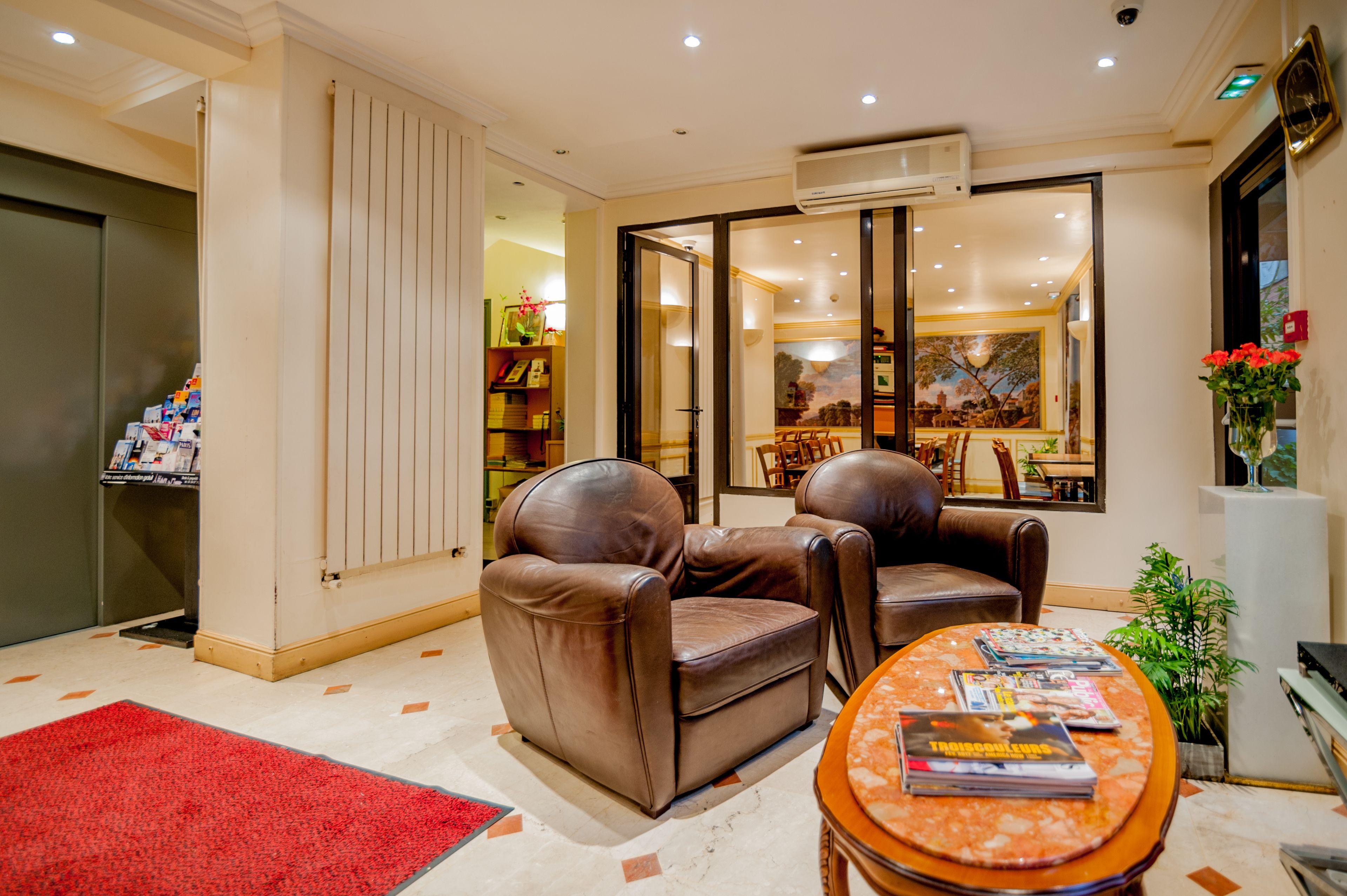 Leonard De Vinci 75011 Hotel