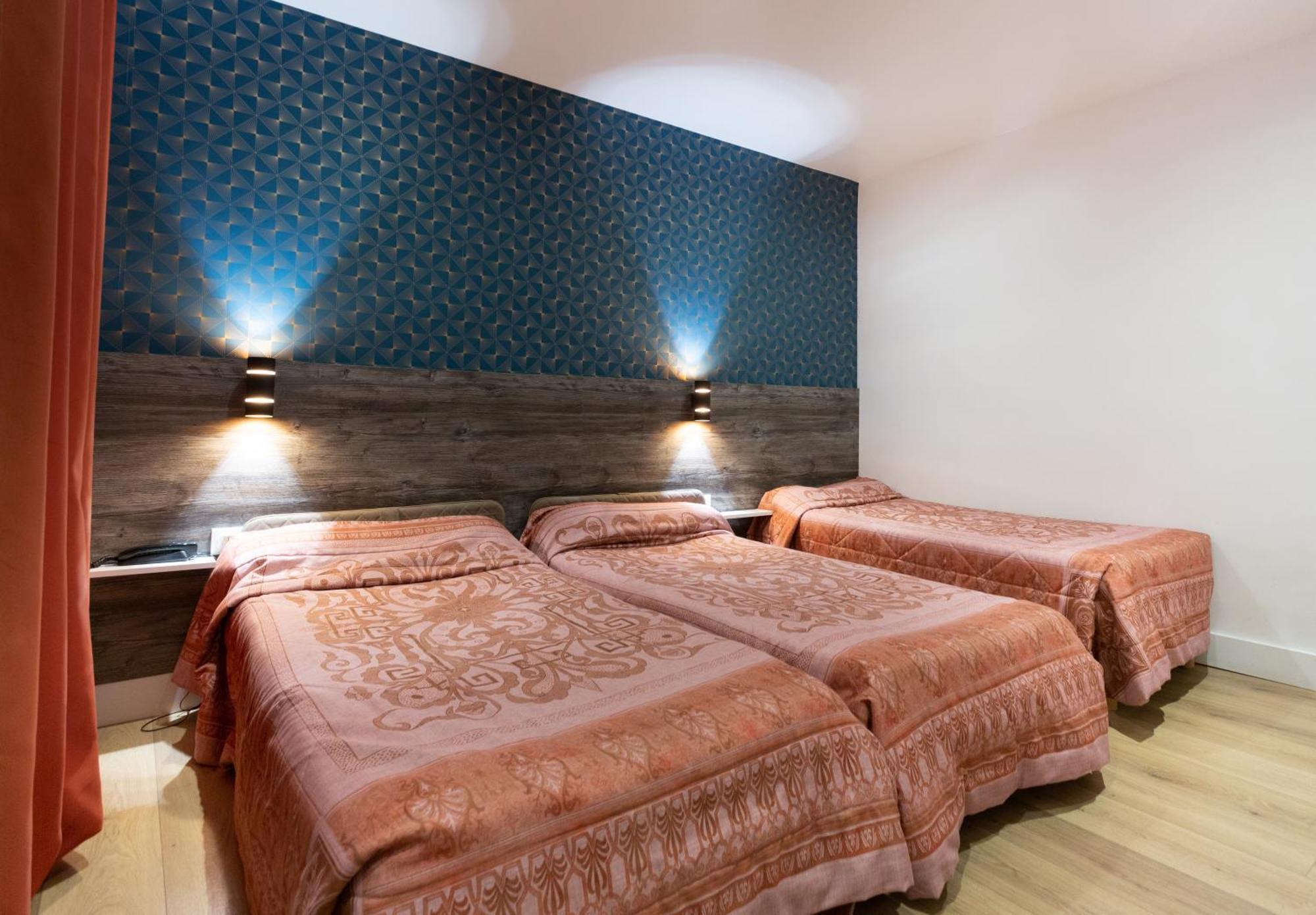 Hotel Leonard De Vinci 75011 2*